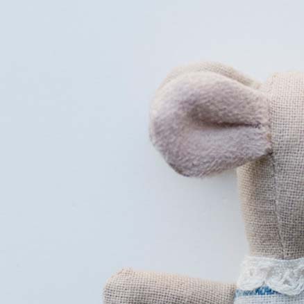 Goldfisch Geschenk Stofftier Babymaus in der Box von Maileg nostalgisches Spielzeug aus Dänemark