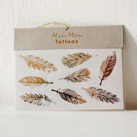 Goldfisch Spielzeug Geschenke Meri Meri Tattoo Federn gold silber